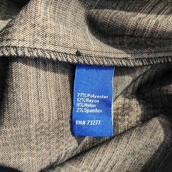 Women's Apt. 9® Sleeveless Button Accent Sheath Dress - Picture 9 of 9